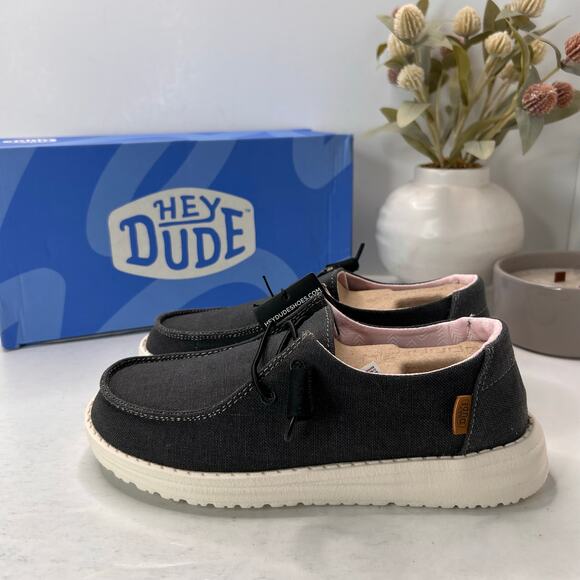 Hey Dude Wendy Chambray Slip On Lightweight Shoes Off Bkack Women's 5 NWB - Picture 3 of 10